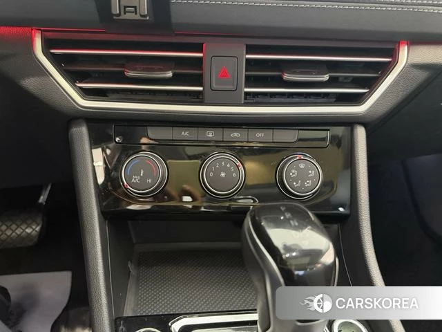 Volkswagen Sagitar id 4301699 из Китая 9