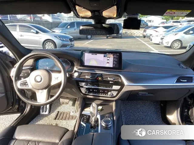 BMW 5 Series (G30) id 3093550 из Кореи 9