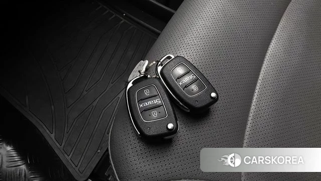 Hyundai The New Grand Starex id 3905650 из Кореи 9