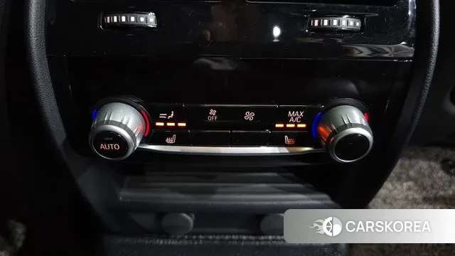 BMW 5 Series (G30) id 3601892 из Кореи 9