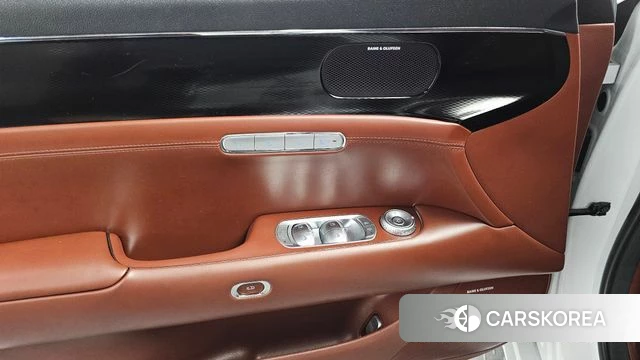 Genesis G90 (RS4) id 3871622 из Кореи 9