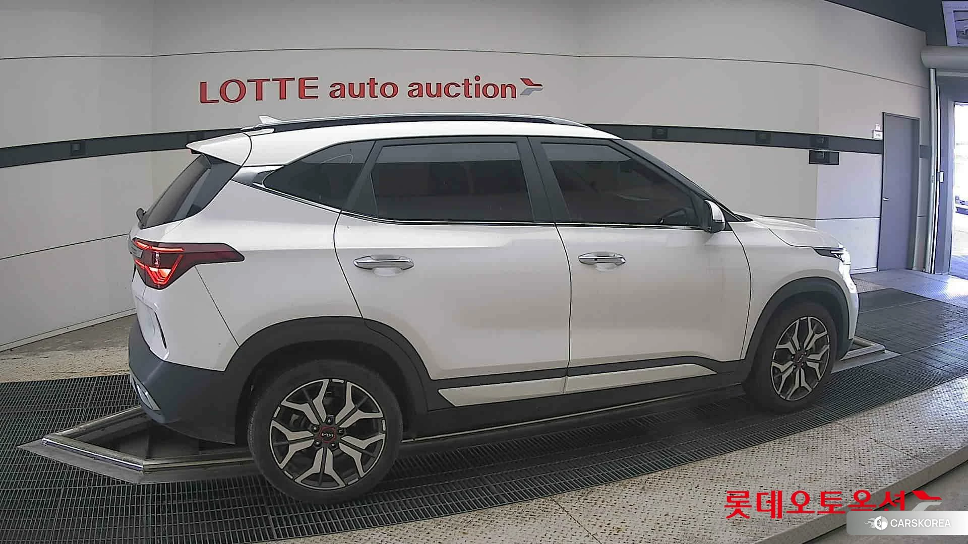 Kia Seltos id 4902466 из Кореи 9