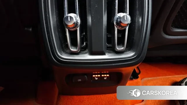 Volvo XC40 id 3753807 из Кореи 9