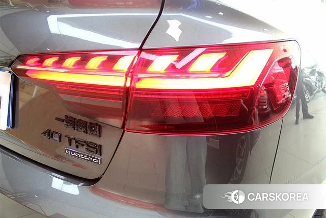 Audi A4L id 4273295 из Китая 9