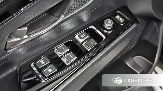 Ssangyong Beautiful Korando id 4764937 из Кореи 9