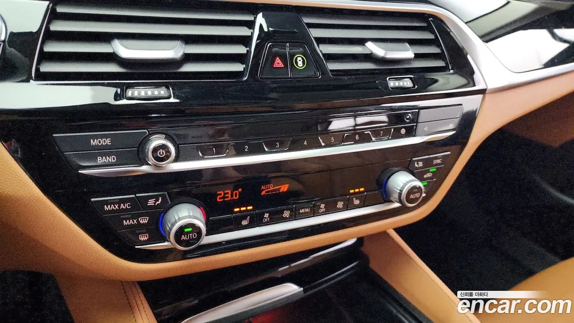 BMW 5 Series (G30) id 1890198 из Кореи 9