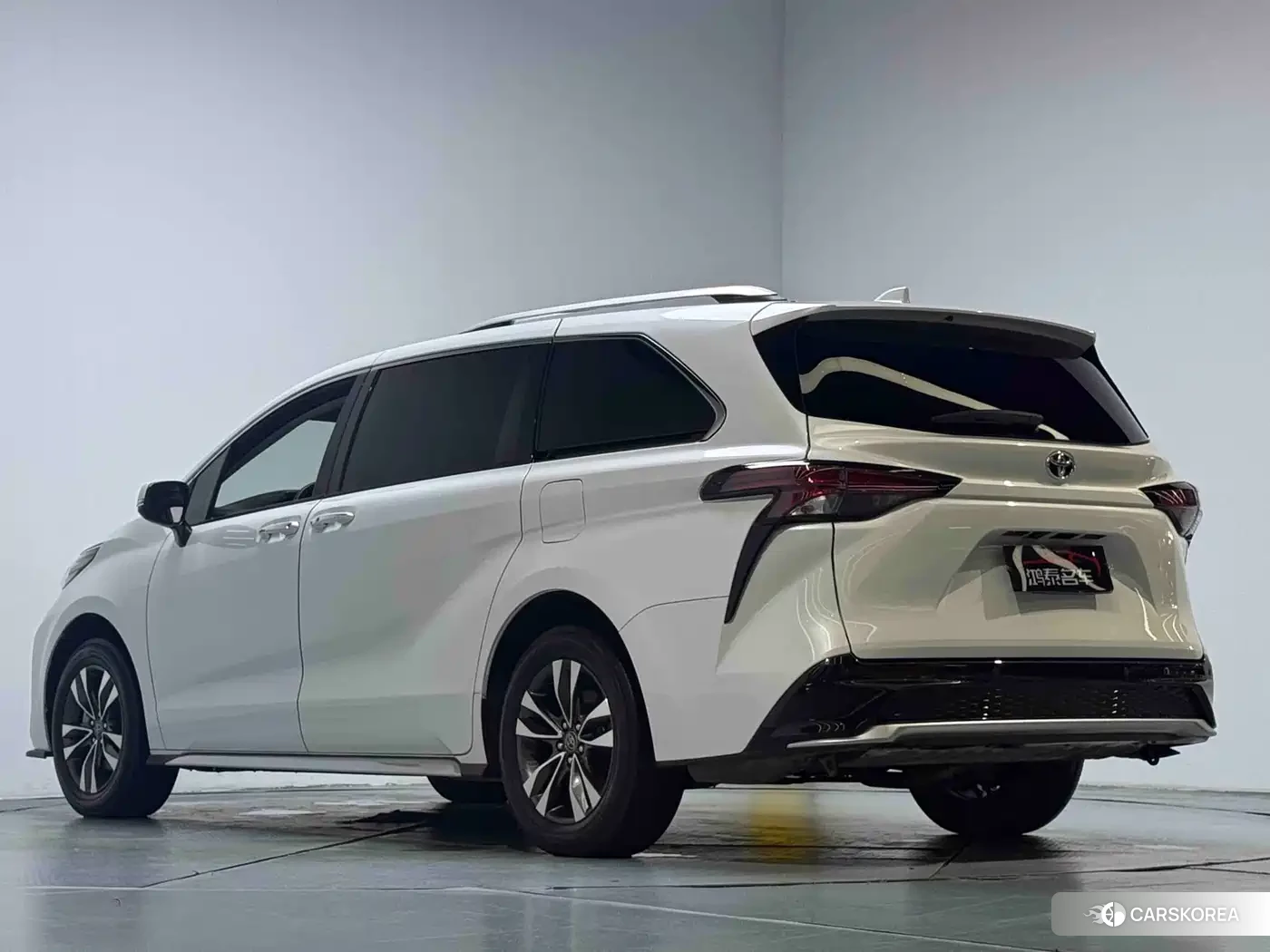 Toyota Grevia id 4576558 из Китая 9