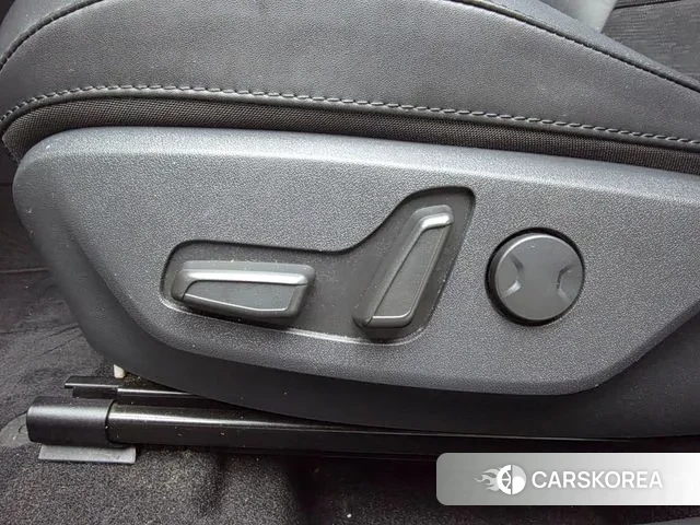 Kia Di Ol Nu Niro id 3280853 из Кореи 9