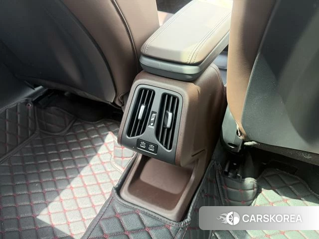BMW X1 id 4265252 из Китая 9