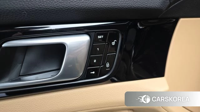 Porsche Panamera (971) id 3937265 из Кореи 9