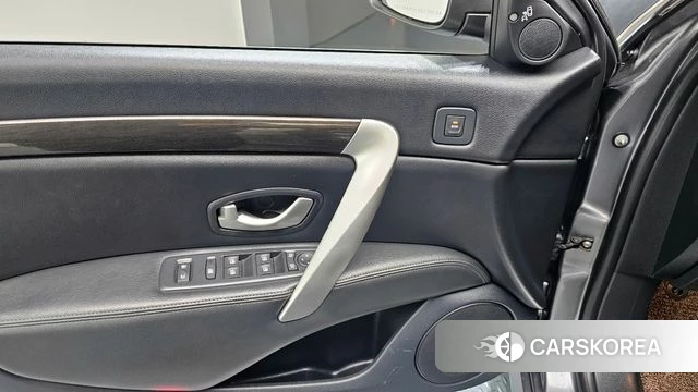 Renault Korea (Samsung) SM7 Nova id 3845102 из Кореи 9