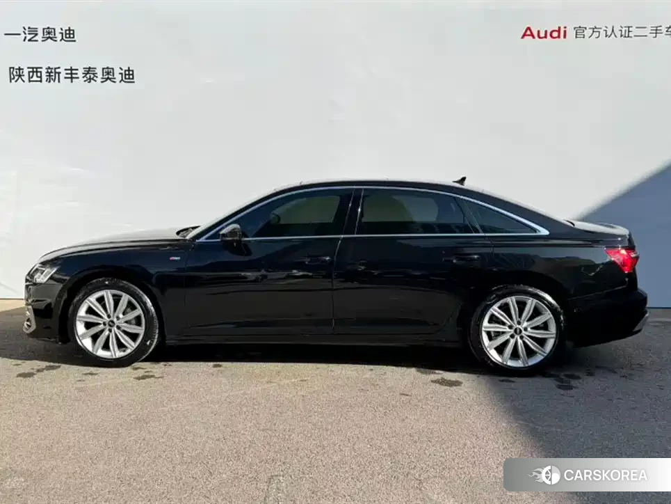 Audi A6L id 4515321 из Китая 9