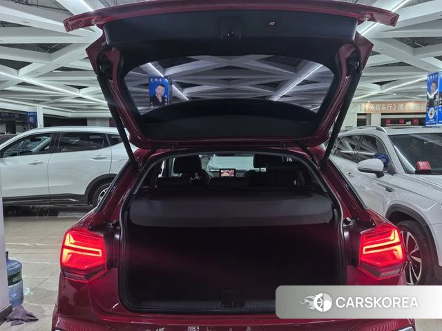 Audi Q2L id 4368245 из Китая 9