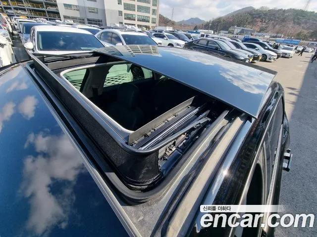 Hyundai Grandeur (GN7) id 2438909 из Кореи 9