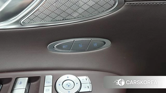 Genesis GV70 id 4178304 из Кореи 9