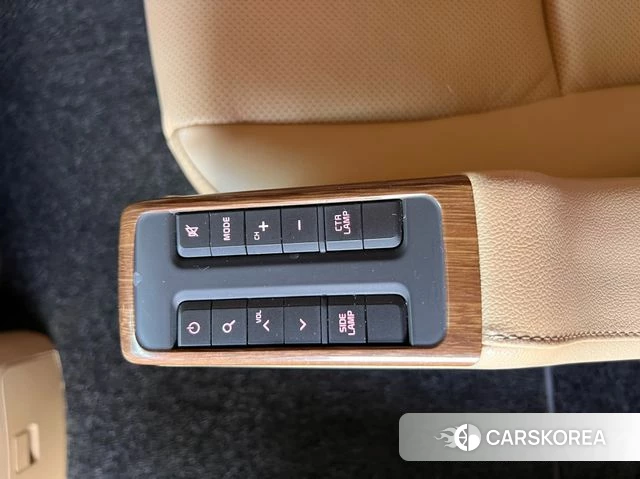 Kia All New Carnival id 4626523 из Кореи 9