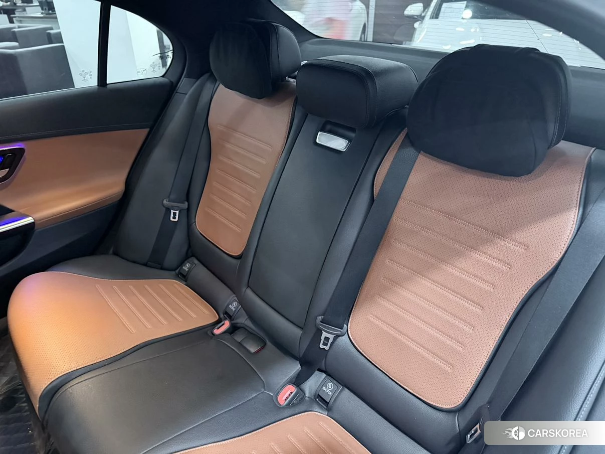 Mercedes-Benz Class C id 4487239 из Китая 9
