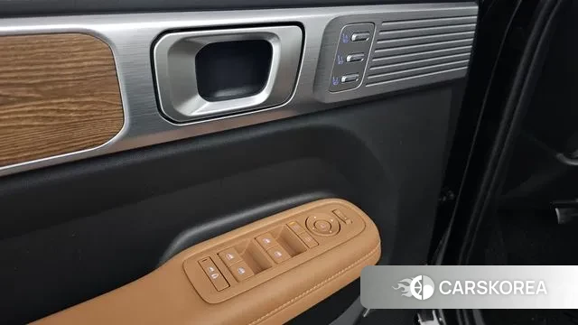 Hyundai Santa Fe (MX5) id 3679553 из Кореи 9