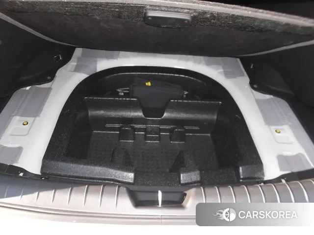 Hyundai Grandeur Hybrid (GN7) id 3420537 из Кореи 9