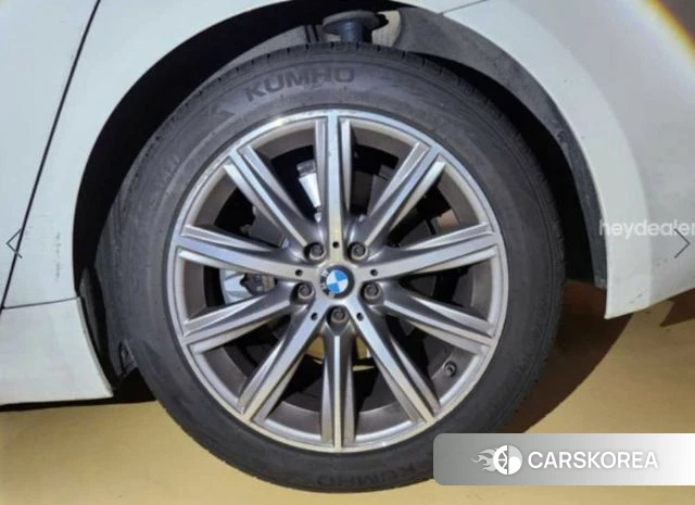 BMW 5 Series (G30) id 4914513 из Кореи 9