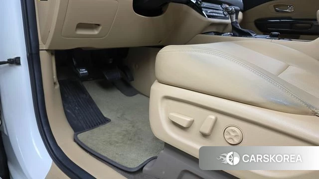 Kia All New Carnival id 4020537 из Кореи 9