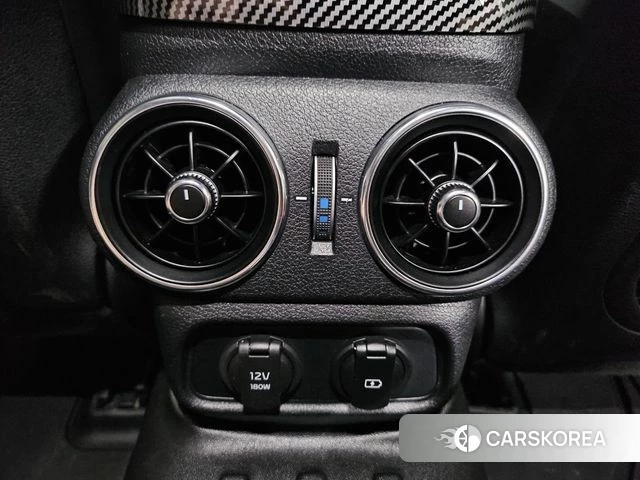 Kia Stinger id 4490915 из Кореи 9