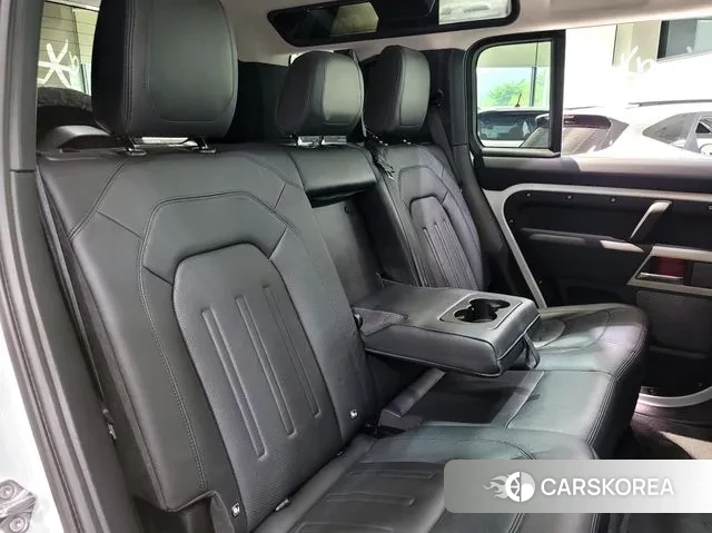 Land Rover Defender (L663) id 3037869 из Кореи 9