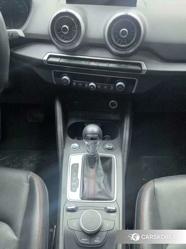 Audi Q2L id 4208013 из Китая 9