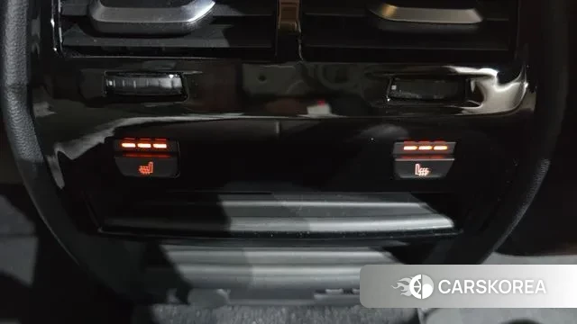 BMW 5 Series (G30) id 3379208 из Кореи 9