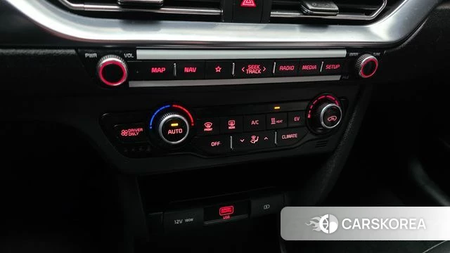 Kia Niro Plus id 3812042 из Кореи 9