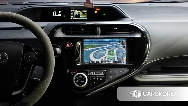 Toyota Prius C id 3966429 из Кореи 9