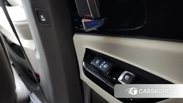 Kia Carnival 4th generation id 3411240 из Кореи 9