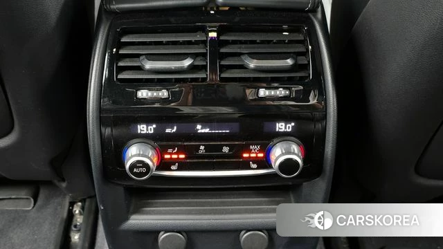 BMW 5 Series (G30) id 4390115 из Кореи 9
