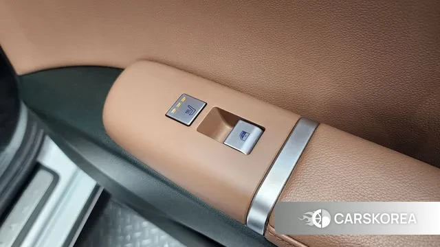 Hyundai Grandeur (GN7) id 3305383 из Кореи 9