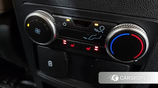 Ford Explorer 6th Generation id 3702387 из Кореи 9