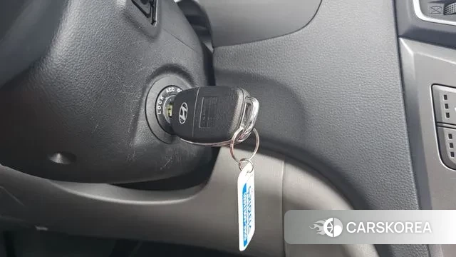 Hyundai The New Grand Starex id 2995454 из Кореи 9