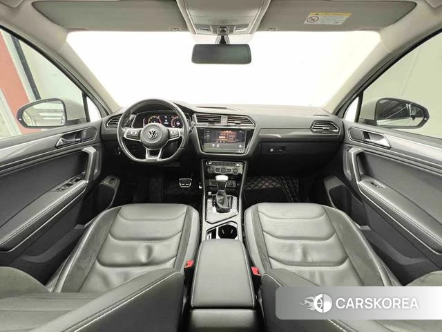 Volkswagen Tiguan L id 4258436 из Китая 9