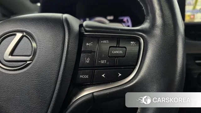 Lexus ES300h 7th generation id 3547454 из Кореи 9