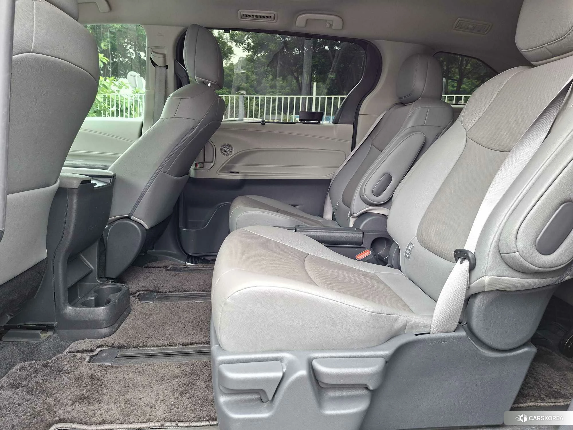 Toyota Saina id 4504928 из Китая 9