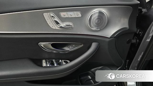 Mercedes-Benz E-Class W213 id 4642320 из Кореи 9