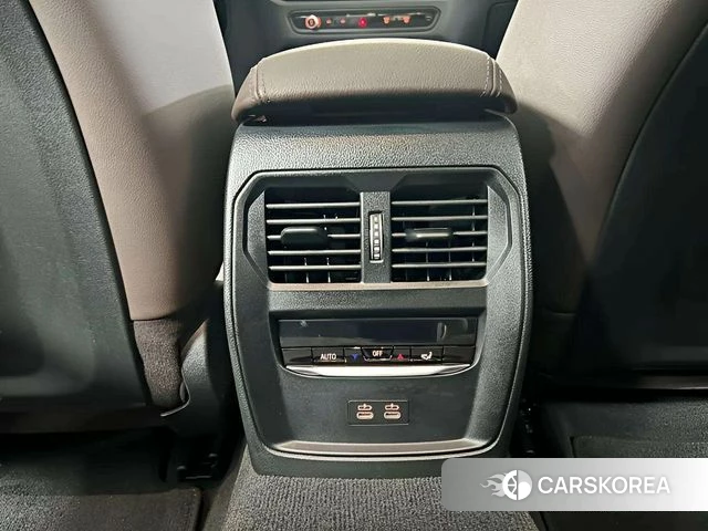 BMW 3 Series (G20) id 3817282 из Кореи 9