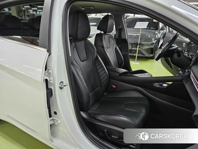 Hyundai Avante (CN7) id 4947125 из Кореи 9