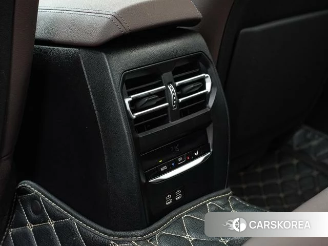 BMW 3 series id 3888967 из Китая 9