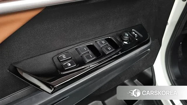 Ssangyong The New Torres id 3751042 из Кореи 9