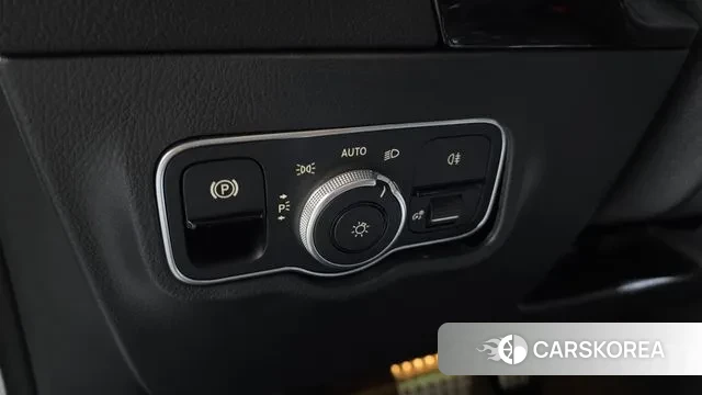 Mercedes-Benz GLA - Class H247 id 3645159 из Кореи 9