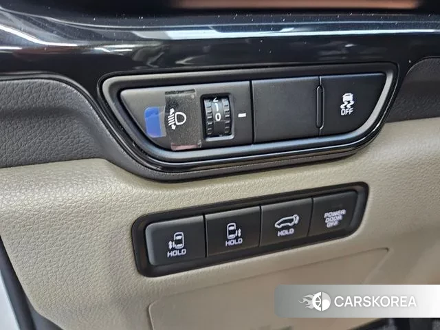 Kia The New Carnival 4th Generation id 3388209 из Кореи 9