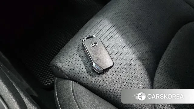 Kia Come New K3 id 3249040 из Кореи 9