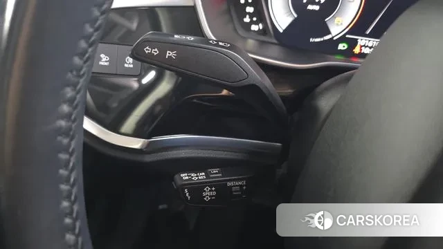 Audi Q3 (F3) id 3778339 из Кореи 9