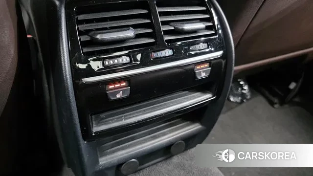 BMW 5 Series (G30) id 3728286 из Кореи 9