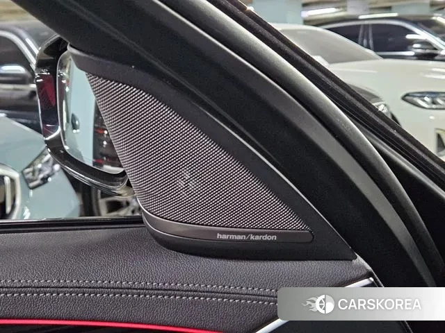 BMW 5 Series (G30) id 3586168 из Кореи 9